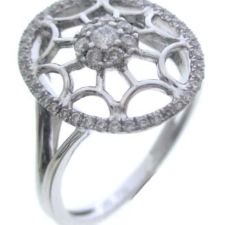 1226 - 18K White Gold Diamond Ring