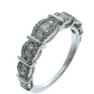 1227 - 18K White Gold Diamond Ring